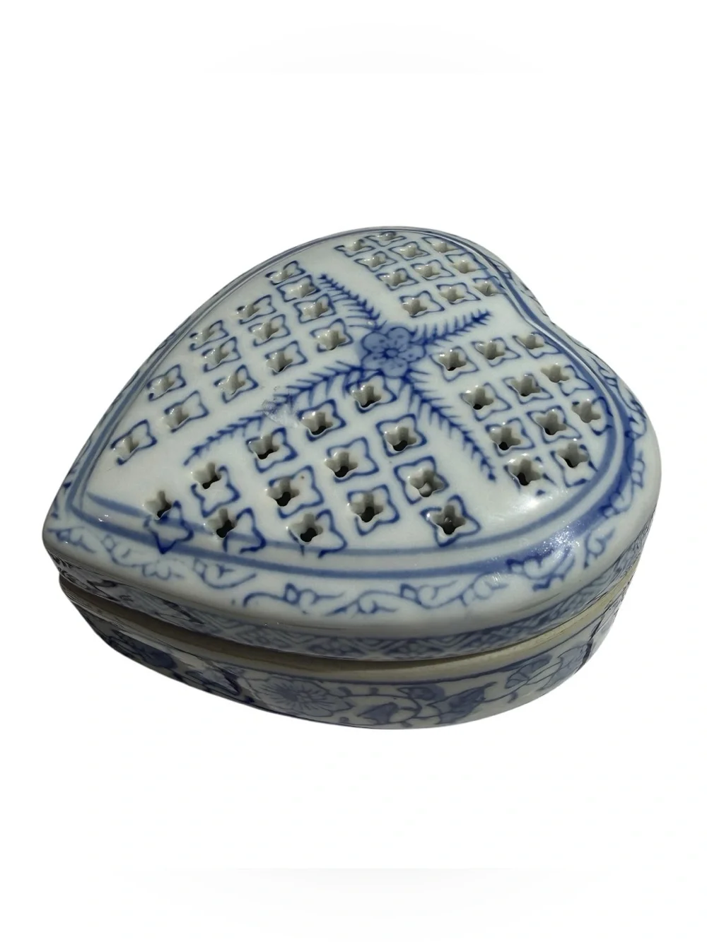 Blue White Heart Potpourri Box Ceramic Chinoiserie Cottagecore Decor Trinket Box